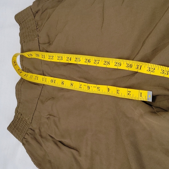 Revamped brown wide leg high rise crops size large - Picture 3 of 7